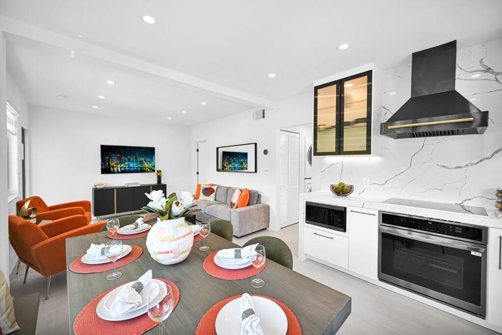 Modern Private Oasis By Design District & Wynwood Apartment Miami