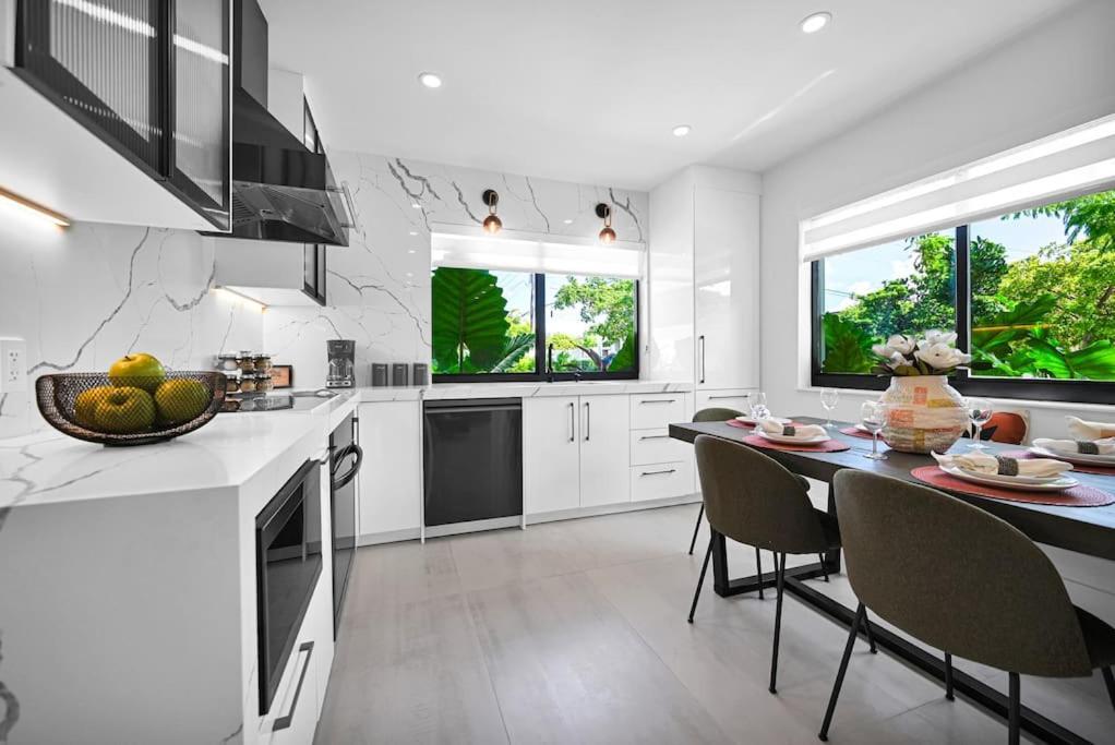 Apartment Modern Private Oasis By Design District & Wynwood *