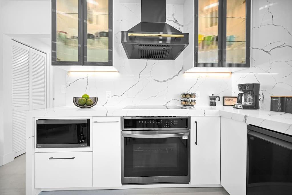 Modern Private Oasis By Design District & Wynwood *